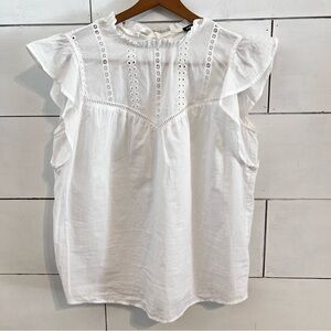 Express White Eyelet Lace Ruffle Top Blouse. Size Medium. EUC